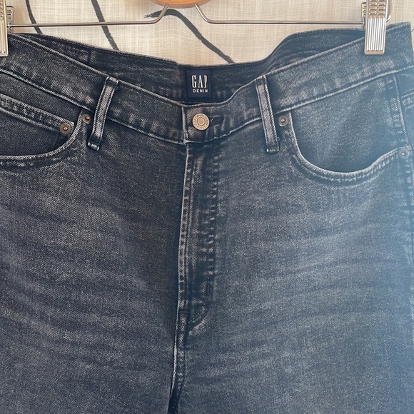 Gap Faded Black Slim Fit Jeans - Picture 2 of 4